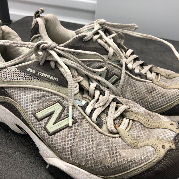 New Balance 607 New Balance 607 Sneakers Size 8.5D - Picture 4 of 8